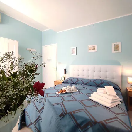 Mirella-nuova Gestione Hotel 3*